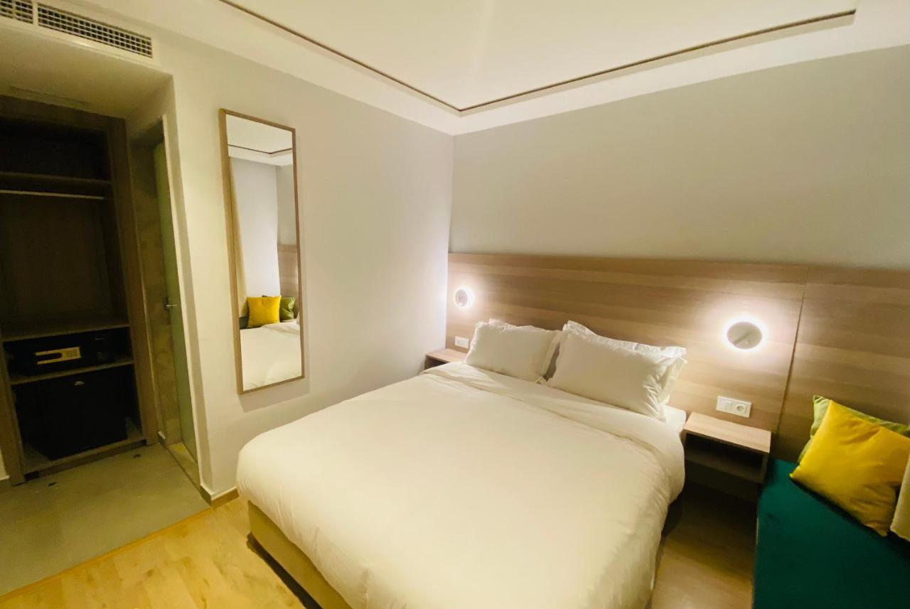 Fajr Hotel Oujda Esterno foto